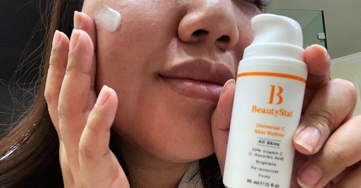 A women using BeautyStat Cosmetics. Giving Review